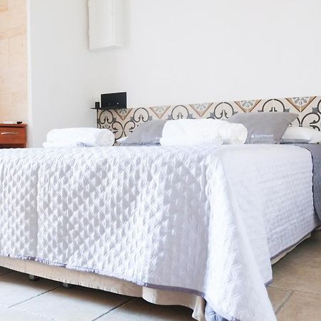 Largo Imperiali B&B Avetrana Exteriör bild